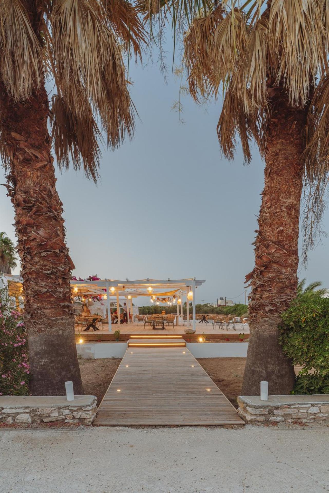 Palm Heaven Boutique Apartments Андипарос Экстерьер фото